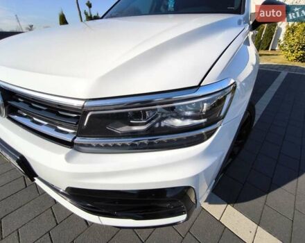 Білий Фольксваген Тігуан, об'ємом двигуна 2 л та пробігом 123 тис. км за 27500 $, фото 67 на Automoto.ua