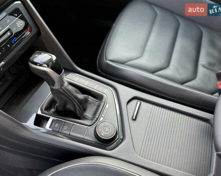 Белый Фольксваген Тигуан, объемом двигателя 1.97 л и пробегом 189 тыс. км за 36500 $, фото 71 на Automoto.ua