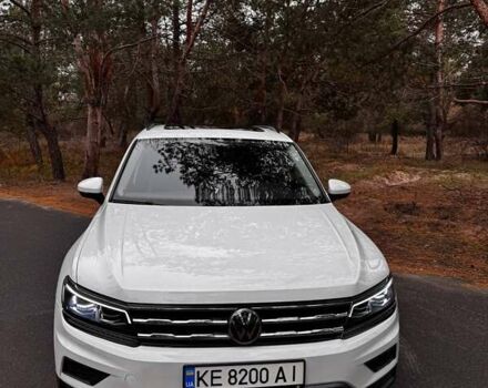 Білий Фольксваген Тігуан, об'ємом двигуна 2 л та пробігом 125 тис. км за 20000 $, фото 9 на Automoto.ua