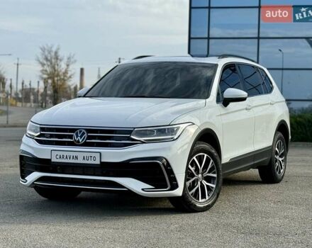 Белый Фольксваген Тигуан, объемом двигателя 1.98 л и пробегом 55 тыс. км за 21800 $, фото 7 на Automoto.ua