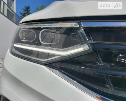 Белый Фольксваген Тигуан, объемом двигателя 1.98 л и пробегом 43 тыс. км за 27999 $, фото 8 на Automoto.ua