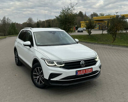 Белый Фольксваген Тигуан, объемом двигателя 2 л и пробегом 132 тыс. км за 27750 $, фото 19 на Automoto.ua