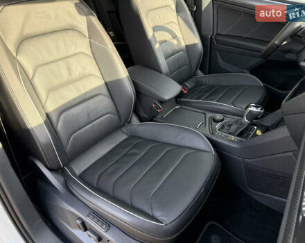 Белый Фольксваген Тигуан, объемом двигателя 1.97 л и пробегом 189 тыс. км за 36500 $, фото 47 на Automoto.ua