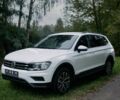 Белый Фольксваген Тигуан, объемом двигателя 2 л и пробегом 67 тыс. км за 16800 $, фото 1 на Automoto.ua