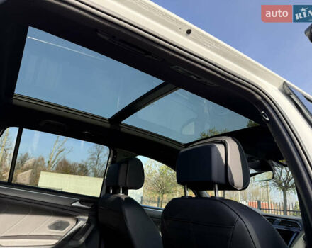 Белый Фольксваген Тигуан, объемом двигателя 1.97 л и пробегом 189 тыс. км за 36500 $, фото 74 на Automoto.ua