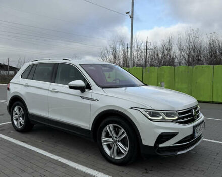 Білий Фольксваген Тігуан, об'ємом двигуна 1.97 л та пробігом 78 тис. км за 36000 $, фото 5 на Automoto.ua