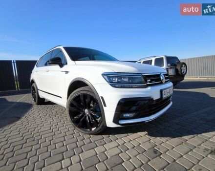 Білий Фольксваген Тігуан, об'ємом двигуна 2 л та пробігом 123 тис. км за 27500 $, фото 12 на Automoto.ua