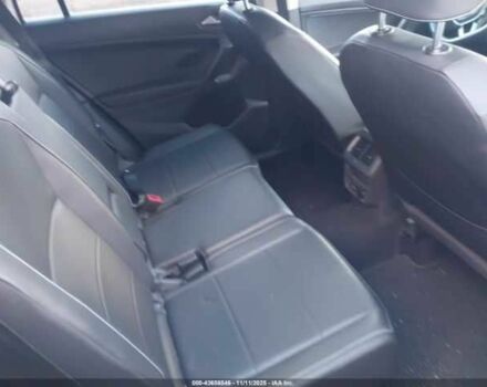 Белый Фольксваген Тигуан, объемом двигателя 2 л и пробегом 31 тыс. км за 5000 $, фото 10 на Automoto.ua