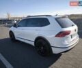 Білий Фольксваген Тігуан, об'ємом двигуна 2 л та пробігом 123 тис. км за 27500 $, фото 46 на Automoto.ua