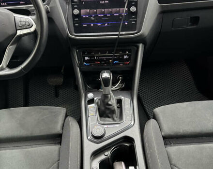 Білий Фольксваген Тігуан, об'ємом двигуна 1.98 л та пробігом 35 тис. км за 31600 $, фото 24 на Automoto.ua