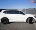 Білий Фольксваген Тігуан, об'ємом двигуна 2 л та пробігом 123 тис. км за 27500 $, фото 33 на Automoto.ua
