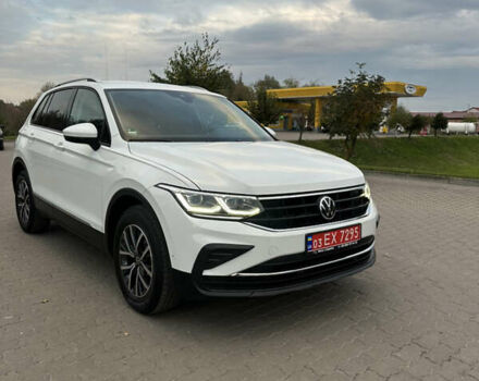 Белый Фольксваген Тигуан, объемом двигателя 2 л и пробегом 132 тыс. км за 27750 $, фото 37 на Automoto.ua