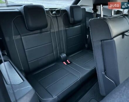 Белый Фольксваген Тигуан, объемом двигателя 2 л и пробегом 102 тыс. км за 21990 $, фото 19 на Automoto.ua