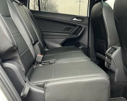 Білий Фольксваген Тігуан, об'ємом двигуна 1.98 л та пробігом 113 тис. км за 25500 $, фото 71 на Automoto.ua