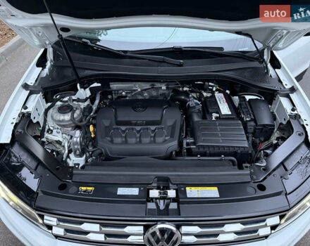 Белый Фольксваген Тигуан, объемом двигателя 2 л и пробегом 67 тыс. км за 21300 $, фото 14 на Automoto.ua