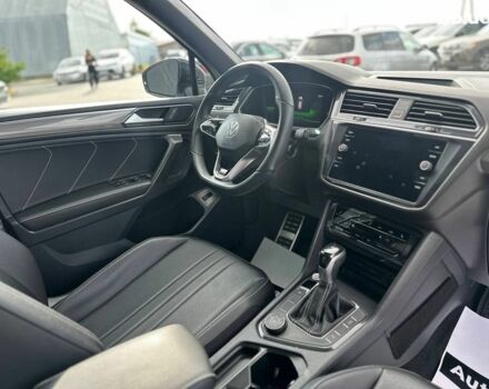 Белый Фольксваген Тигуан, объемом двигателя 2 л и пробегом 58 тыс. км за 31490 $, фото 39 на Automoto.ua