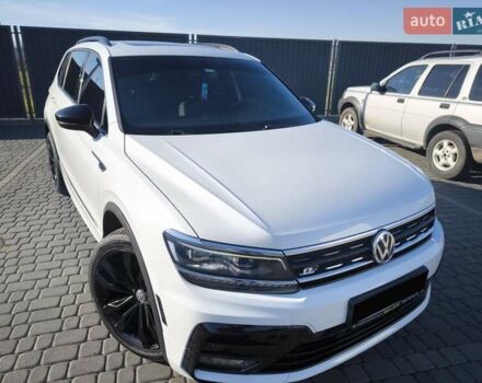 Білий Фольксваген Тігуан, об'ємом двигуна 2 л та пробігом 123 тис. км за 27500 $, фото 15 на Automoto.ua