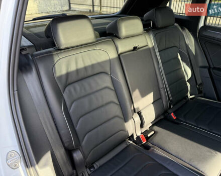 Белый Фольксваген Тигуан, объемом двигателя 1.97 л и пробегом 189 тыс. км за 36500 $, фото 52 на Automoto.ua