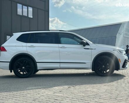 Белый Фольксваген Тигуан, объемом двигателя 2 л и пробегом 58 тыс. км за 31490 $, фото 10 на Automoto.ua