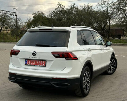 Белый Фольксваген Тигуан, объемом двигателя 2 л и пробегом 132 тыс. км за 27750 $, фото 49 на Automoto.ua