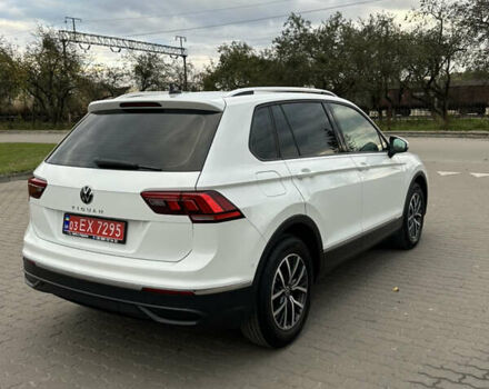 Белый Фольксваген Тигуан, объемом двигателя 2 л и пробегом 132 тыс. км за 27750 $, фото 27 на Automoto.ua