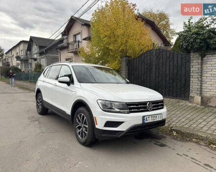 Белый Фольксваген Тигуан, объемом двигателя 2 л и пробегом 39 тыс. км за 24500 $, фото 9 на Automoto.ua
