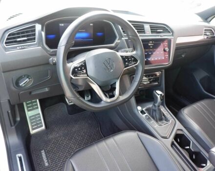 Белый Фольксваген Тигуан, объемом двигателя 2 л и пробегом 17 тыс. км за 16200 $, фото 8 на Automoto.ua