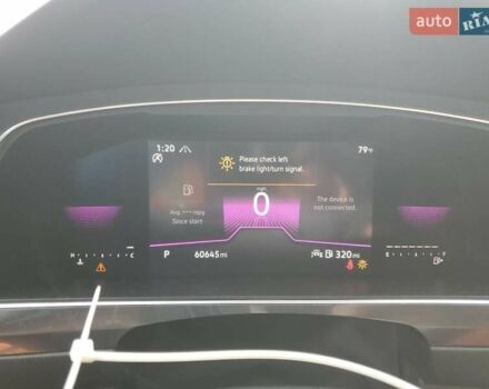 Белый Фольксваген Тигуан, объемом двигателя 2 л и пробегом 97 тыс. км за 20715 $, фото 8 на Automoto.ua