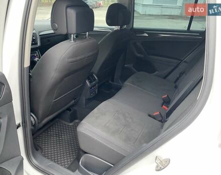 Білий Фольксваген Тігуан, об'ємом двигуна 1.98 л та пробігом 10 тис. км за 35500 $, фото 22 на Automoto.ua