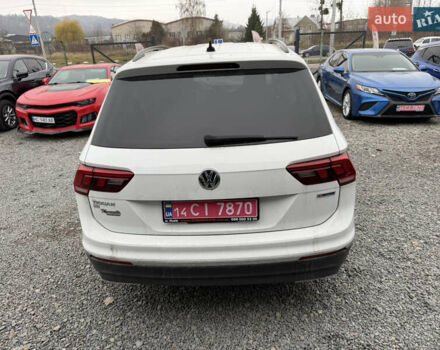 Белый Фольксваген Тигуан, объемом двигателя 1.98 л и пробегом 126 тыс. км за 10900 $, фото 3 на Automoto.ua