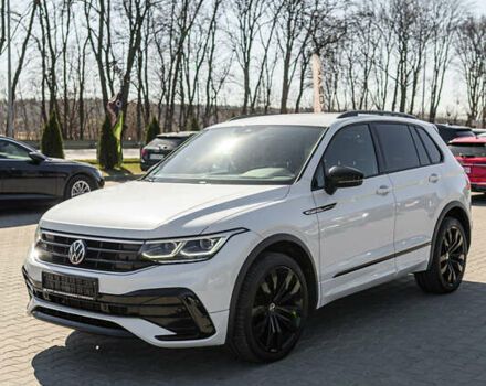 Белый Фольксваген Тигуан, объемом двигателя 2 л и пробегом 193 тыс. км за 33490 $, фото 24 на Automoto.ua