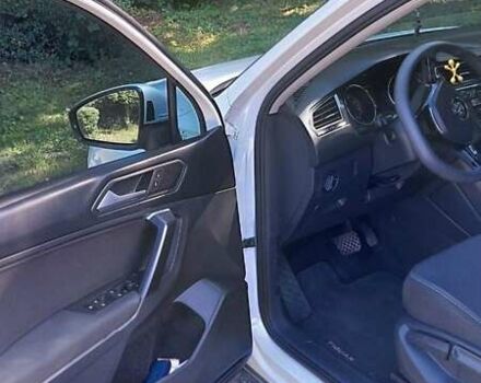 Белый Фольксваген Тигуан, объемом двигателя 1.98 л и пробегом 44 тыс. км за 23500 $, фото 11 на Automoto.ua