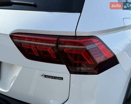 Белый Фольксваген Тигуан, объемом двигателя 1.97 л и пробегом 189 тыс. км за 36500 $, фото 33 на Automoto.ua