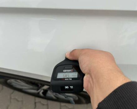 Белый Фольксваген Тигуан, объемом двигателя 2 л и пробегом 132 тыс. км за 27750 $, фото 128 на Automoto.ua