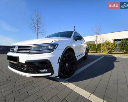 Білий Фольксваген Тігуан, об'ємом двигуна 2 л та пробігом 123 тис. км за 27500 $, фото 18 на Automoto.ua