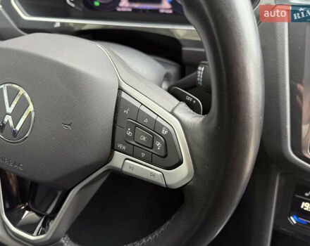 Білий Фольксваген Тігуан, об'ємом двигуна 2 л та пробігом 191 тис. км за 29200 $, фото 54 на Automoto.ua