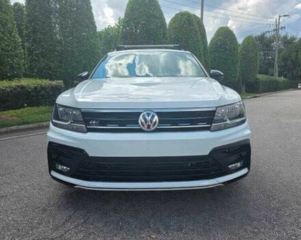 Белый Фольксваген Тигуан, объемом двигателя 2 л и пробегом 89 тыс. км за 12500 $, фото 1 на Automoto.ua