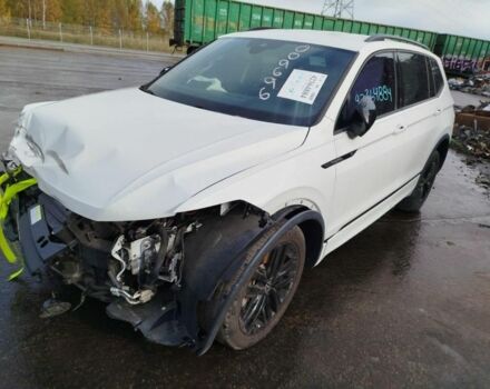 Белый Фольксваген Тигуан, объемом двигателя 2 л и пробегом 73 тыс. км за 13500 $, фото 10 на Automoto.ua