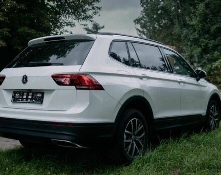 Белый Фольксваген Тигуан, объемом двигателя 2 л и пробегом 67 тыс. км за 16800 $, фото 3 на Automoto.ua