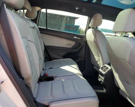 Білий Фольксваген Тігуан, об'ємом двигуна 2 л та пробігом 50 тис. км за 7000 $, фото 10 на Automoto.ua