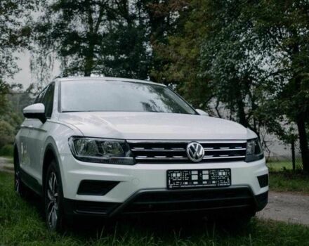 Белый Фольксваген Тигуан, объемом двигателя 2 л и пробегом 67 тыс. км за 16800 $, фото 4 на Automoto.ua