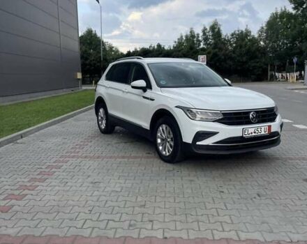 Белый Фольксваген Тигуан, объемом двигателя 1.97 л и пробегом 228 тыс. км за 29800 $, фото 5 на Automoto.ua