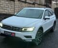 Белый Фольксваген Тигуан, объемом двигателя 2 л и пробегом 102 тыс. км за 21990 $, фото 3 на Automoto.ua
