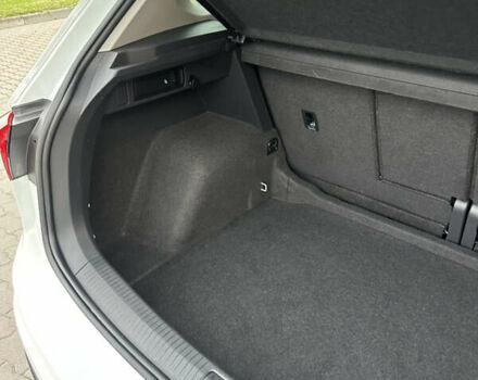 Белый Фольксваген Тигуан, объемом двигателя 2 л и пробегом 132 тыс. км за 27750 $, фото 92 на Automoto.ua