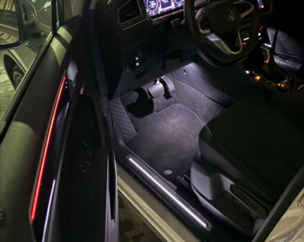 Білий Фольксваген Тігуан, об'ємом двигуна 1.97 л та пробігом 78 тис. км за 36000 $, фото 44 на Automoto.ua