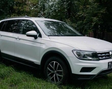 Белый Фольксваген Тигуан, объемом двигателя 2 л и пробегом 67 тыс. км за 16800 $, фото 1 на Automoto.ua