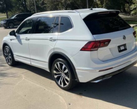 Білий Фольксваген Тігуан, об'ємом двигуна 2 л та пробігом 15 тис. км за 17000 $, фото 5 на Automoto.ua