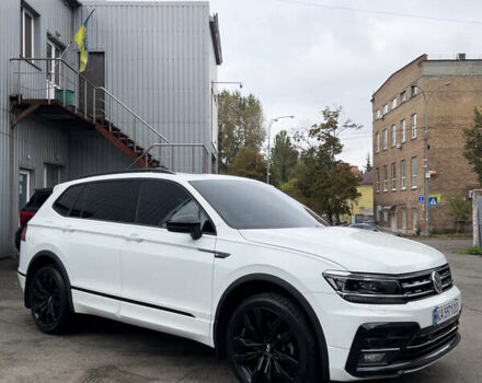 Белый Фольксваген Тигуан, объемом двигателя 1.98 л и пробегом 77 тыс. км за 26550 $, фото 6 на Automoto.ua