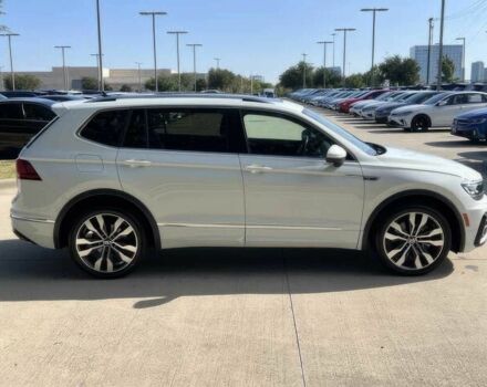 Білий Фольксваген Тігуан, об'ємом двигуна 2 л та пробігом 15 тис. км за 17000 $, фото 4 на Automoto.ua