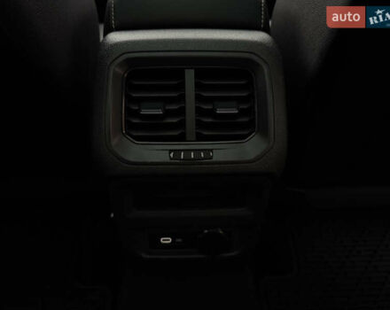 Білий Фольксваген Тігуан, об'ємом двигуна 2 л та пробігом 103 тис. км за 21000 $, фото 43 на Automoto.ua